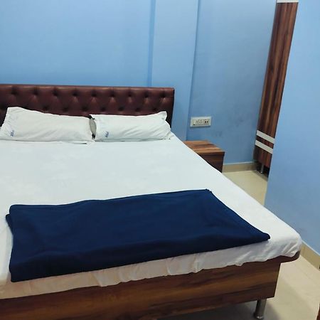 Kamal Lodge Калькутта Экстерьер фото