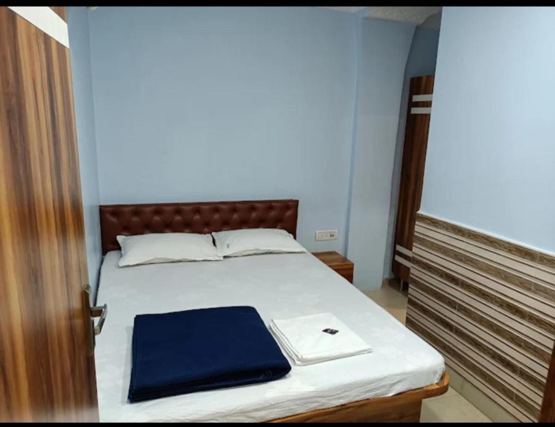 Kamal Lodge Калькутта Экстерьер фото